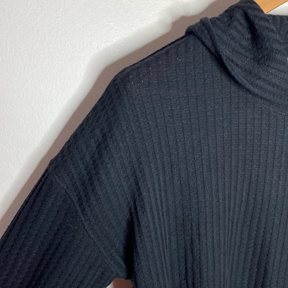 Chaser black waffle knit circle knit thermal lounge hoodie size S
